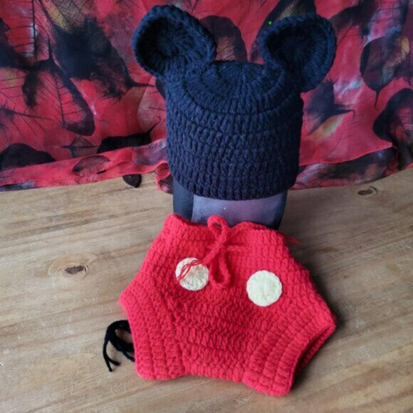 Mickey Mouse Knitted Hat and Bottoms Set - Picture 2 of 8